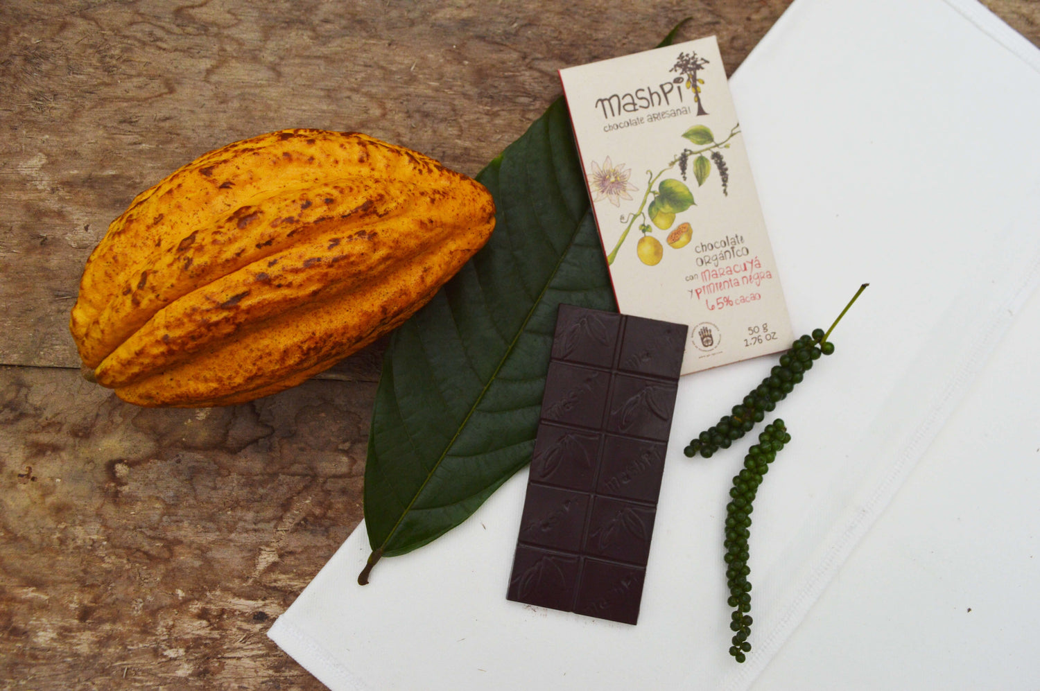 Passionfruit & Pepper chocolate bar - Mashpi Chocolate