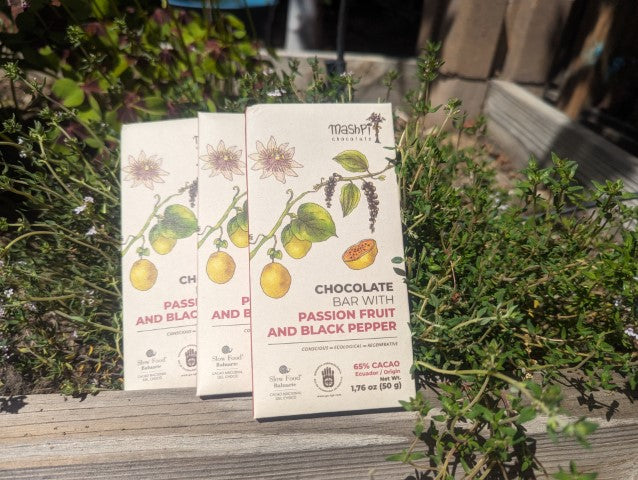 Passionfruit & Pepper chocolate bar