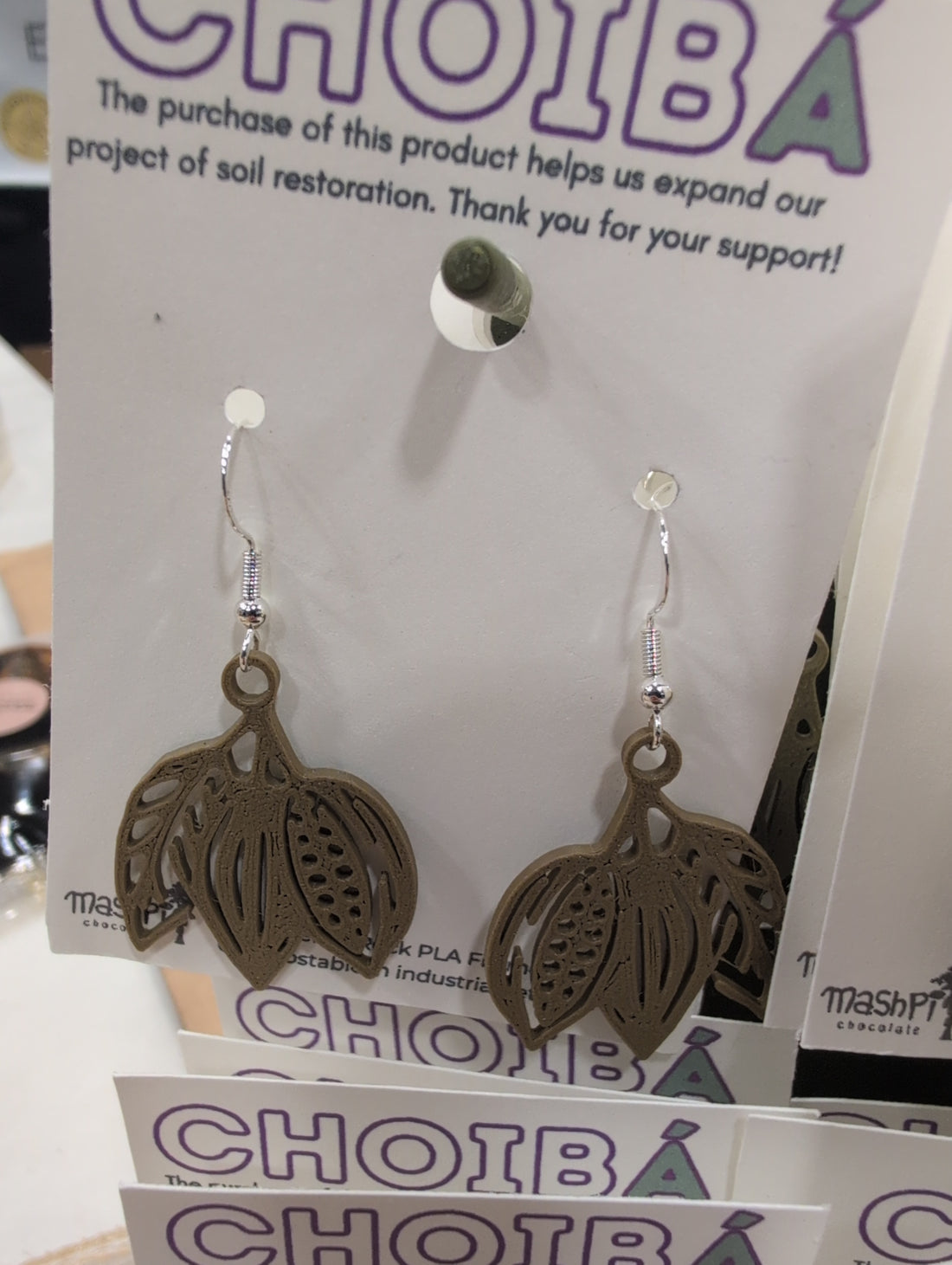 brown cacao shaped earrings 